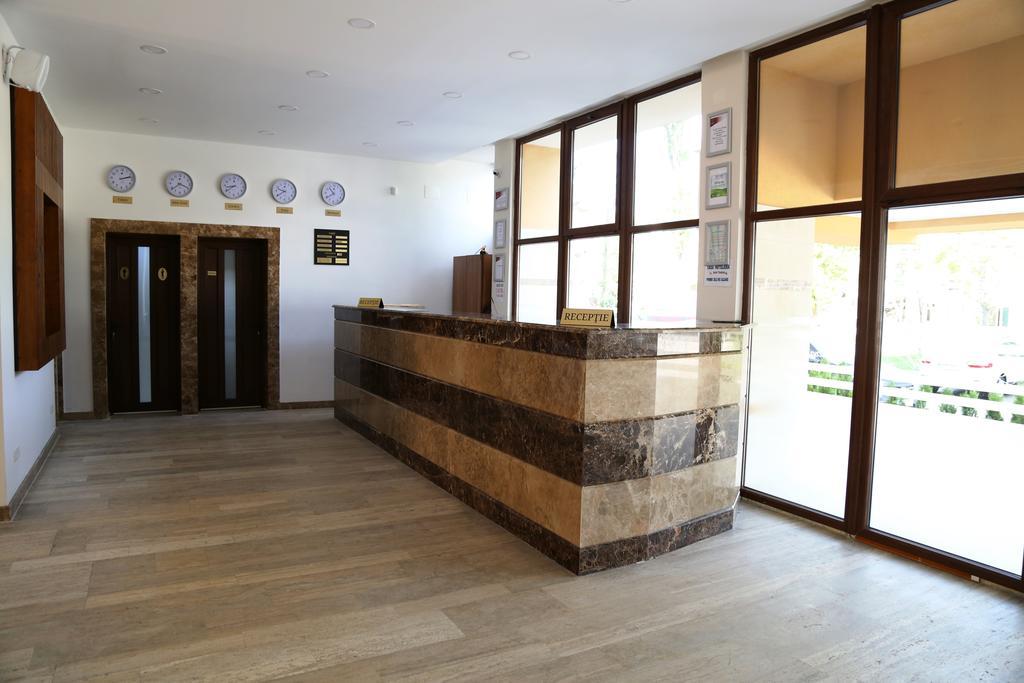 Grand Astoria